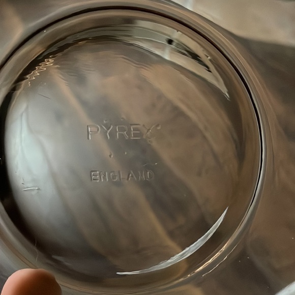 Pyrex Bowl - Picture 3 of 3